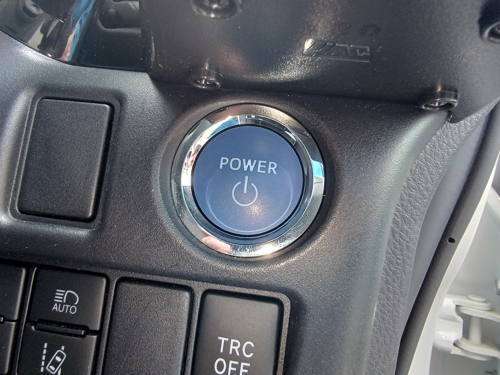 TOYOTA NOAH HYBRID S-Z 2022 MODEL PEARL COLOR